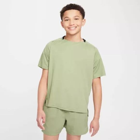 Nike Boys XL Green Dri-Fit Multi Tech Training Top Short Sleeve Active N3-24 - Picture 1 of 8
